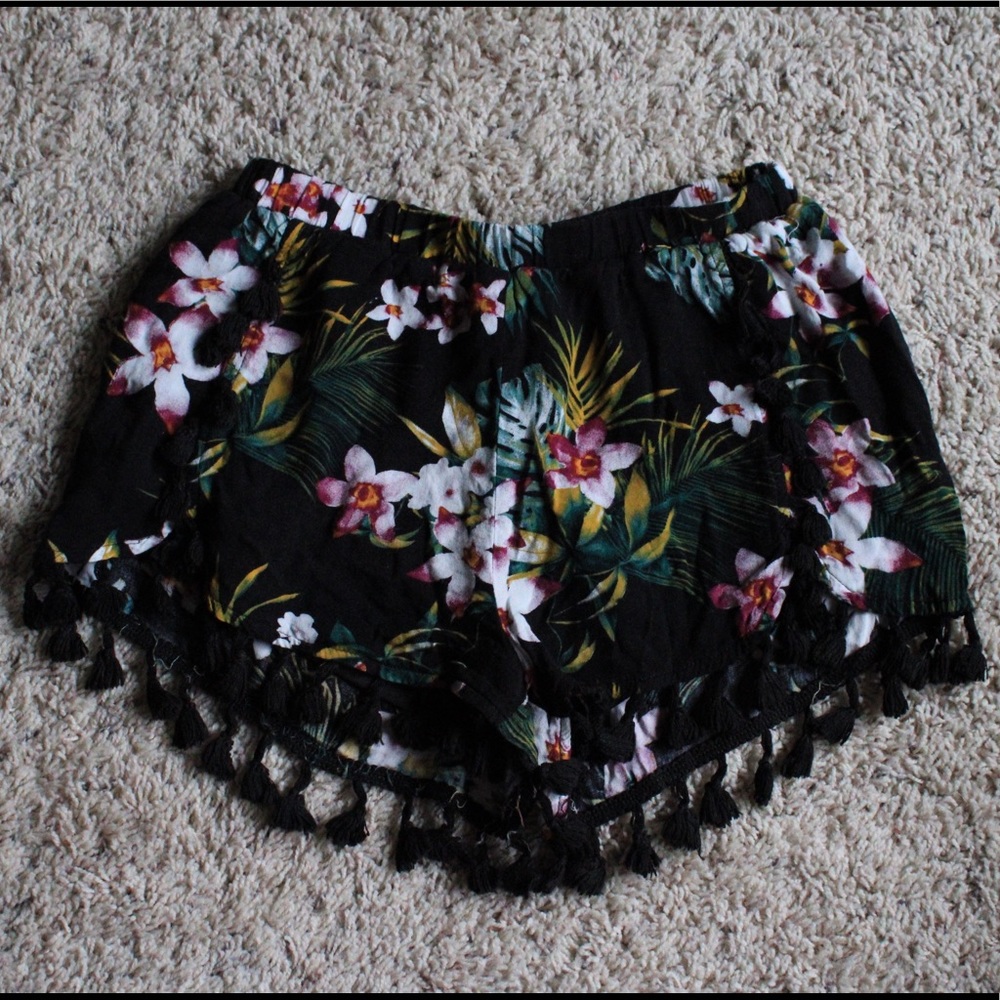 Hawaiian Fringe shorts